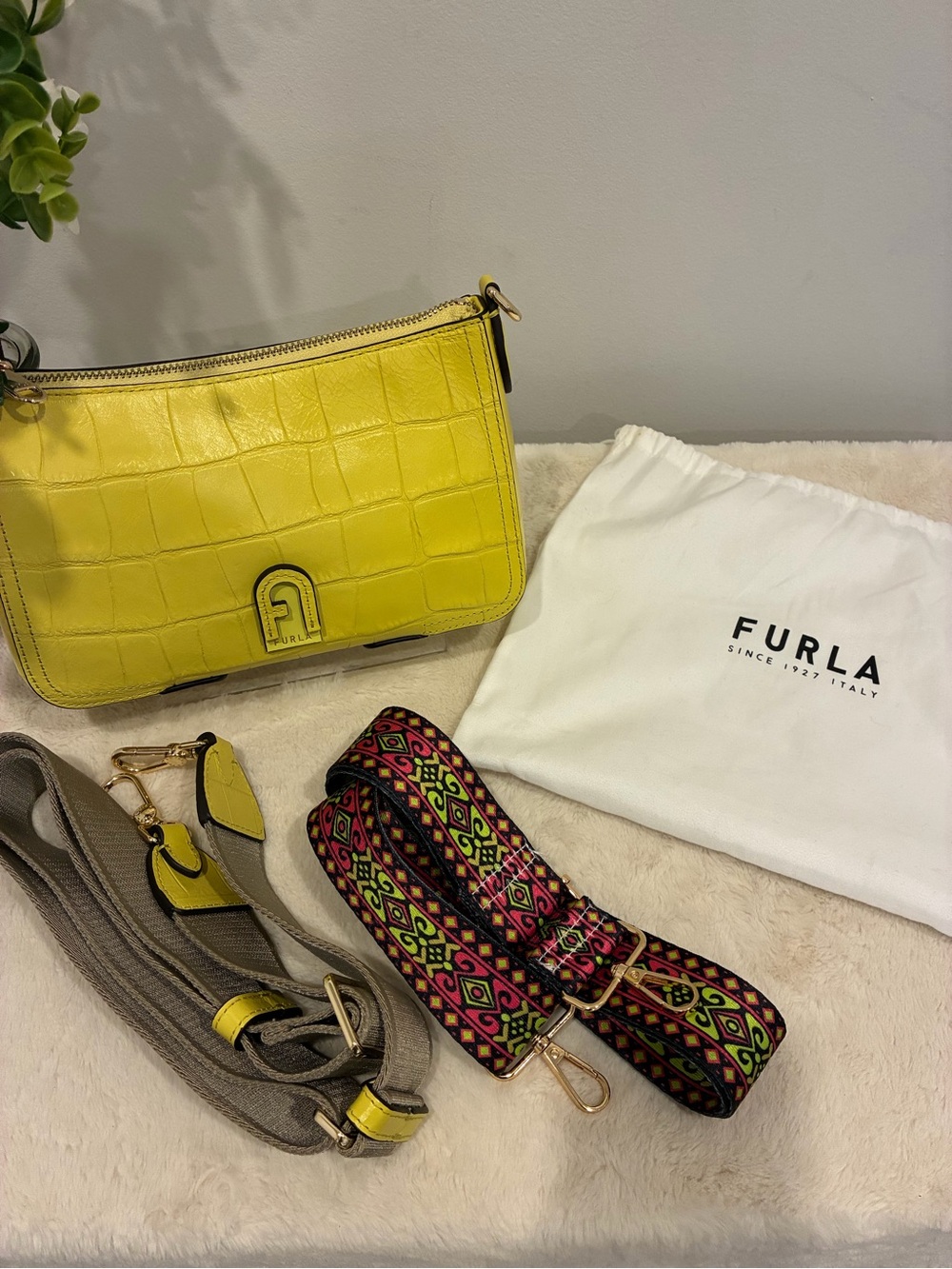 Furla Atena S Crossbody Yellow Croc Embossed Bag+2 Straps+Dust Bag - Picture 12 of 16